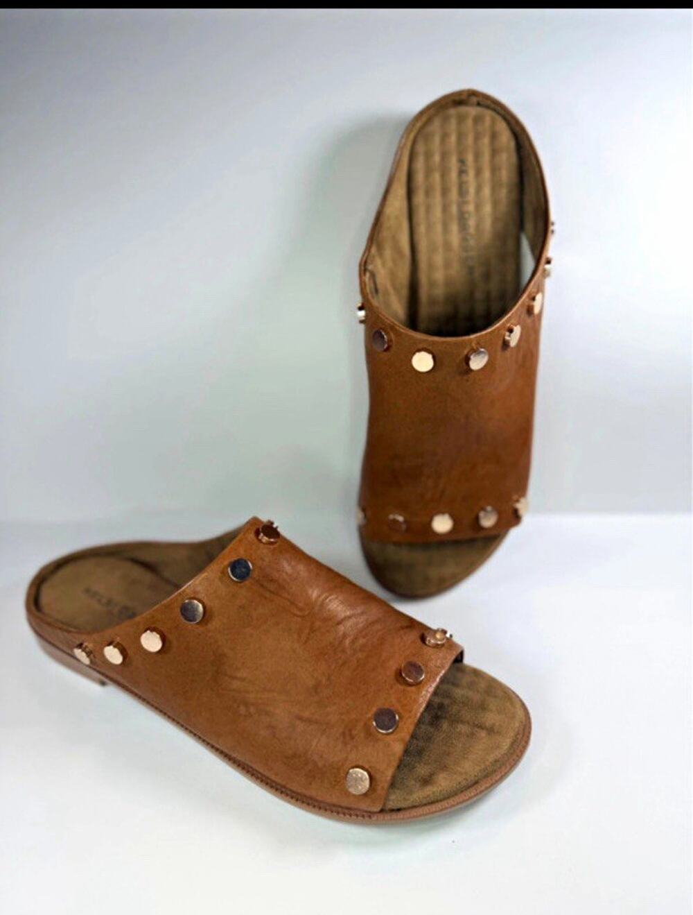 Kelsi Dagger Brown Leather Studded Slip-On Slide Open Toe Sandals Women’s 7.5